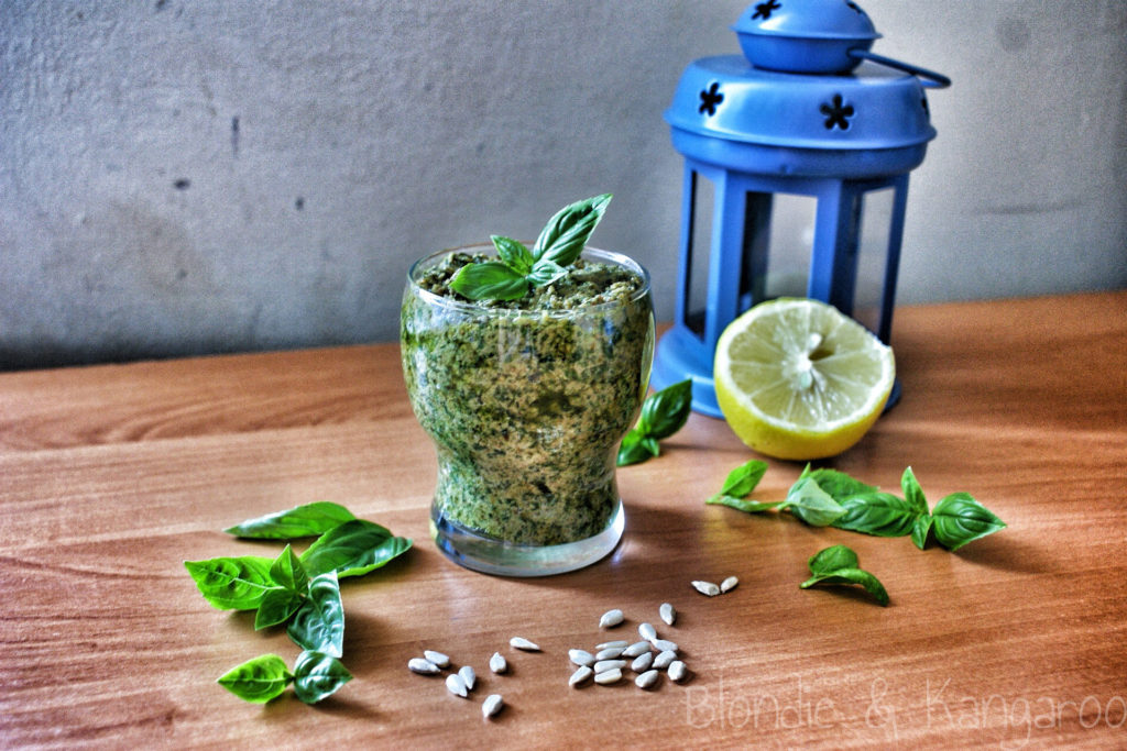 Pesto bazyliowe (paleo)/Basil pesto (paleo)