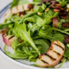 Sałatka z grillowaną nektarynką i boczkiem/Grilled nectarine salad with bacon